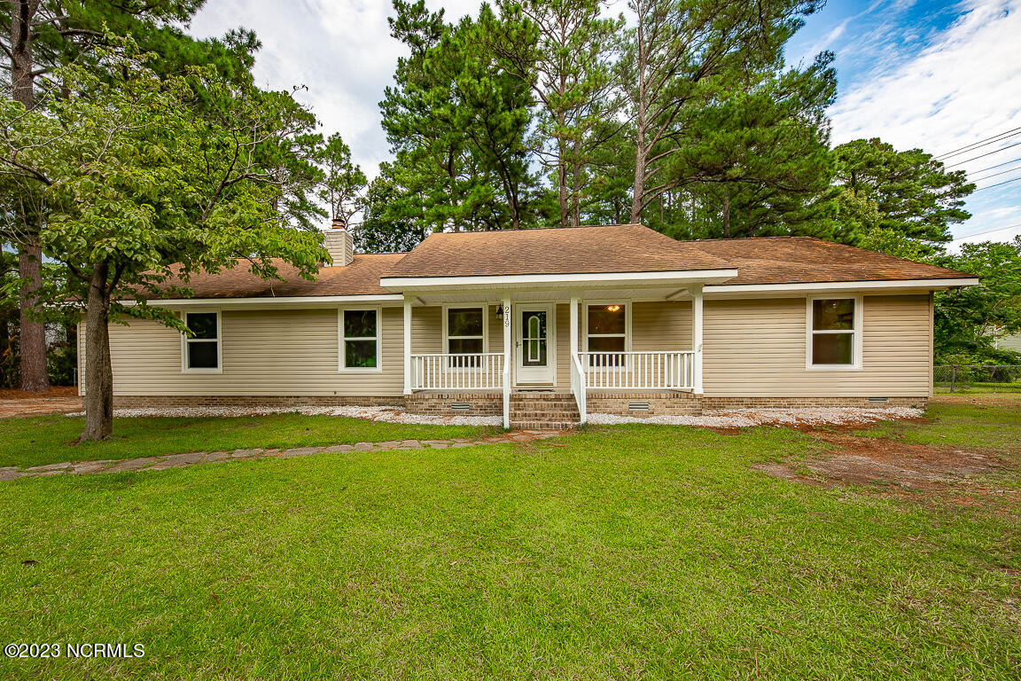 219 Manchester Road Havelock, NC 28532 - Photo 1 of 16 Front of 219 Manchester