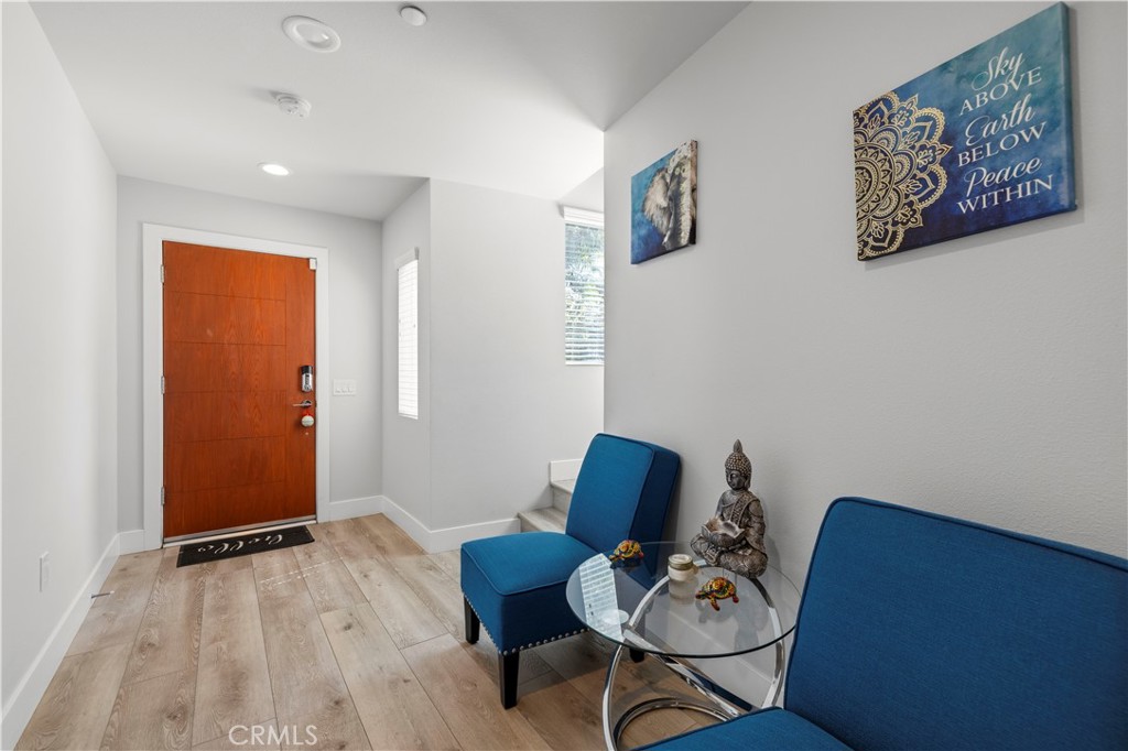 7960 Telegraph Road Downey, CA 90240 - Photo 6 of 59 Entrance