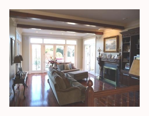 119 Justabout Road Venetia, PA 15367 - Photo 11 of 18 Den/Family/Great Room.