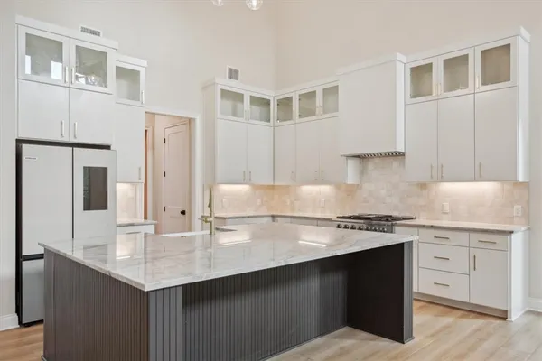 $899,000 | 36 Carriage Square, Waco, TX 76708