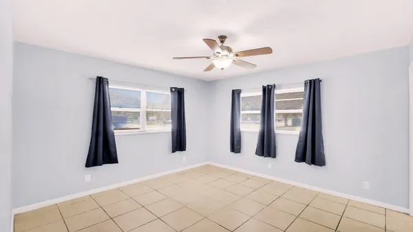 $2,300 | 7106 Northwest 80th Avenue, Tamarac, FL 33321