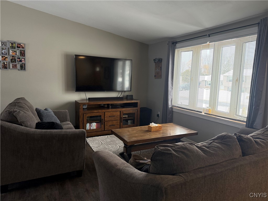 5976 Darby Road Cicero, NY 13039 - Photo 7 of 29