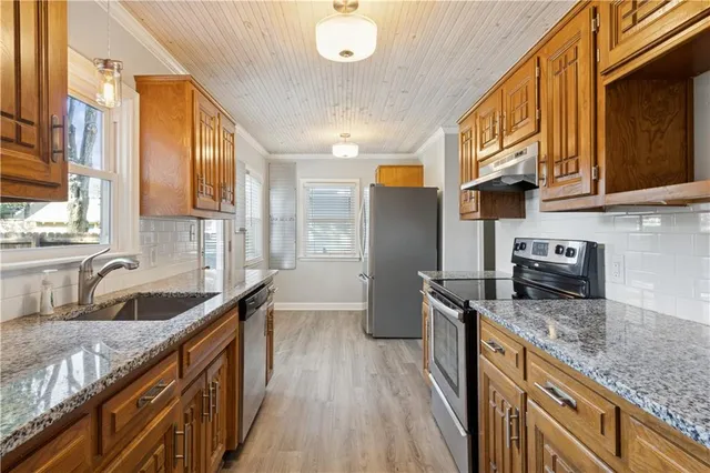 $339,000 | 7620 Grand Avenue, Kansas City, MO 64114