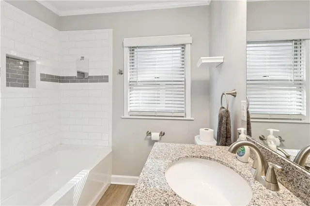 $339,000 | 7620 Grand Avenue, Kansas City, MO 64114