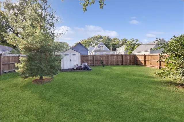 $339,000 | 7620 Grand Avenue, Kansas City, MO 64114