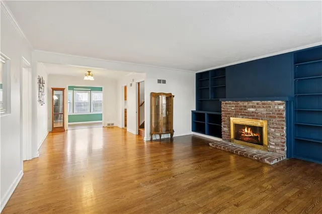 $339,000 | 7620 Grand Avenue, Kansas City, MO 64114