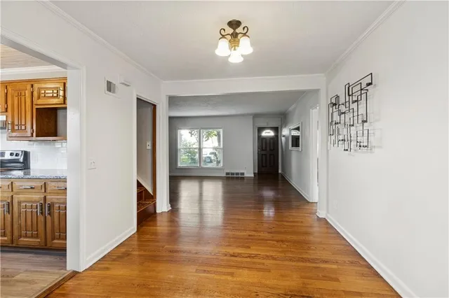 $339,000 | 7620 Grand Avenue, Kansas City, MO 64114