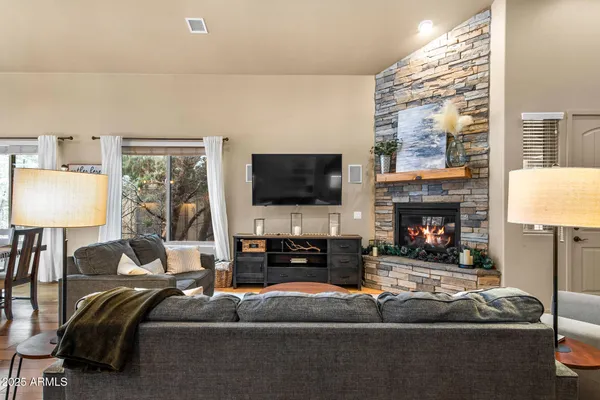 $2,800 | 5378 West Glen Abbey Trail, Pinetop-Lakeside, AZ 85929
