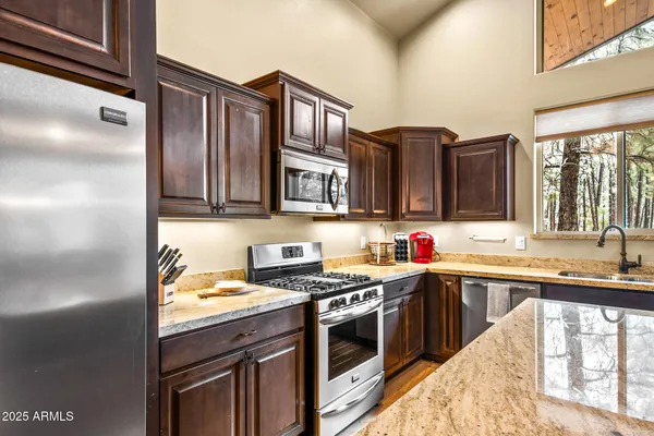 $2,800 | 5378 West Glen Abbey Trail, Pinetop-Lakeside, AZ 85929