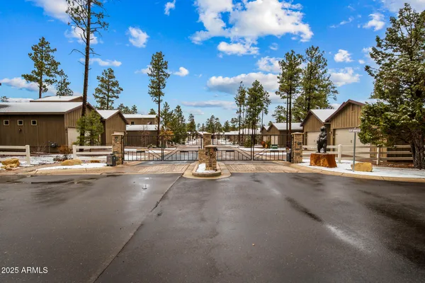 $2,800 | 5378 West Glen Abbey Trail, Pinetop-Lakeside, AZ 85929
