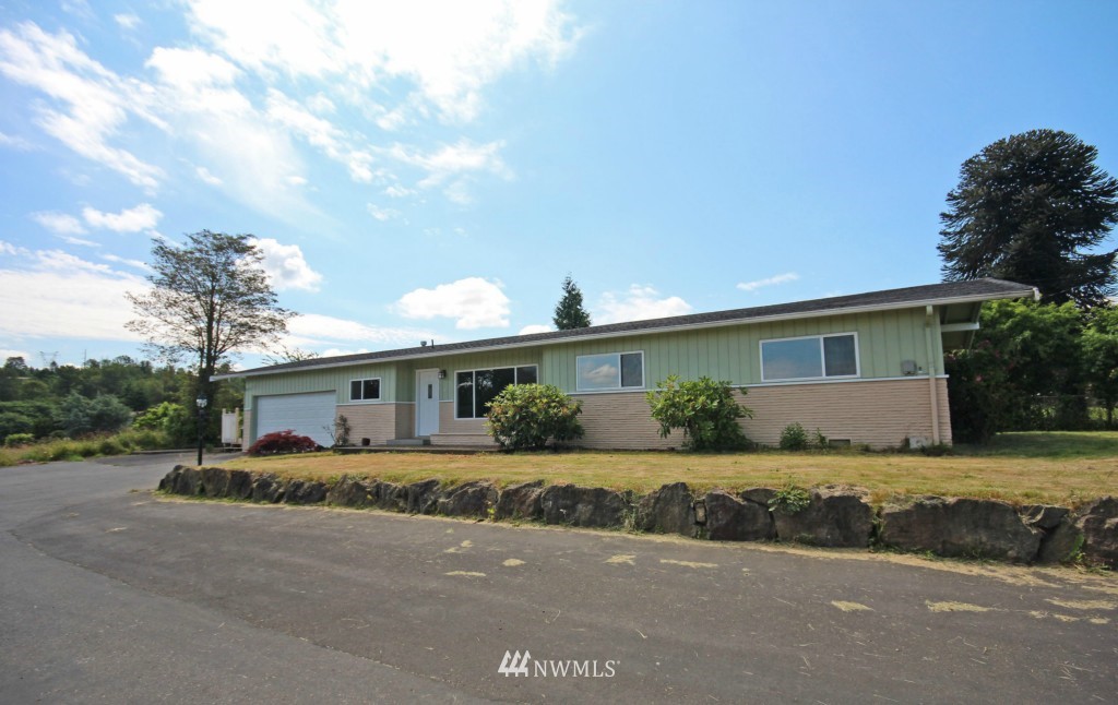 1616 Morris Avenue South Renton, WA 98055 - Photo 1 of 15