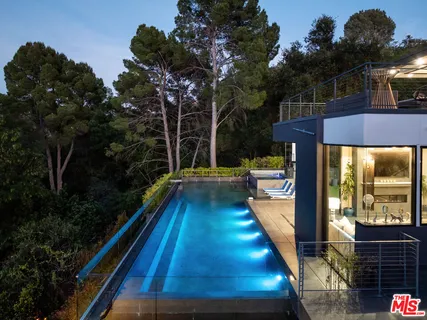 $6,570,000 | 3712 Broadlawn Drive, Los Angeles, CA 90068