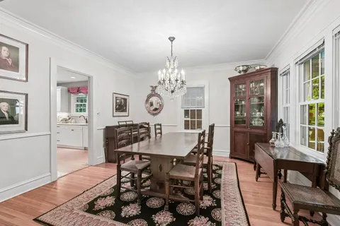 $574,999 | 335 East Liberty Street, Barrington, IL 60010
