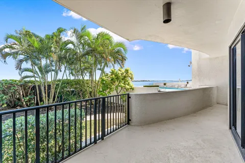 $1,150,000 | 1200 South Flagler Drive, Unit 101, West Palm Beach, FL 33401