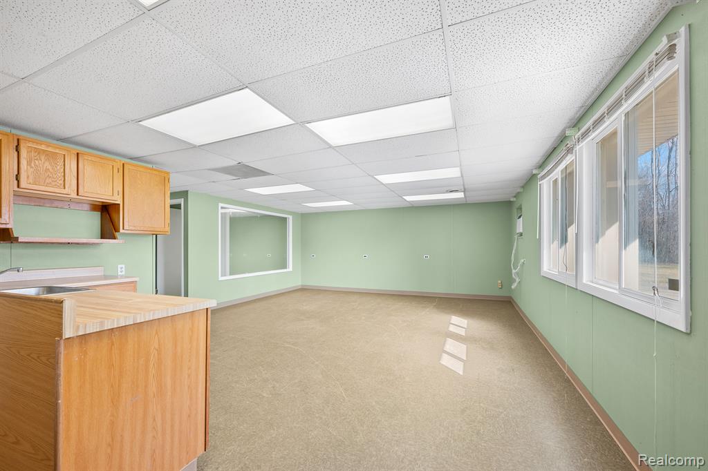 650 Grace Avenue Rochester Hills, MI 48307 - Photo 37 of 57