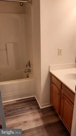 $2,325 | 325 Antilles Court, Mechanicsburg, PA 17050