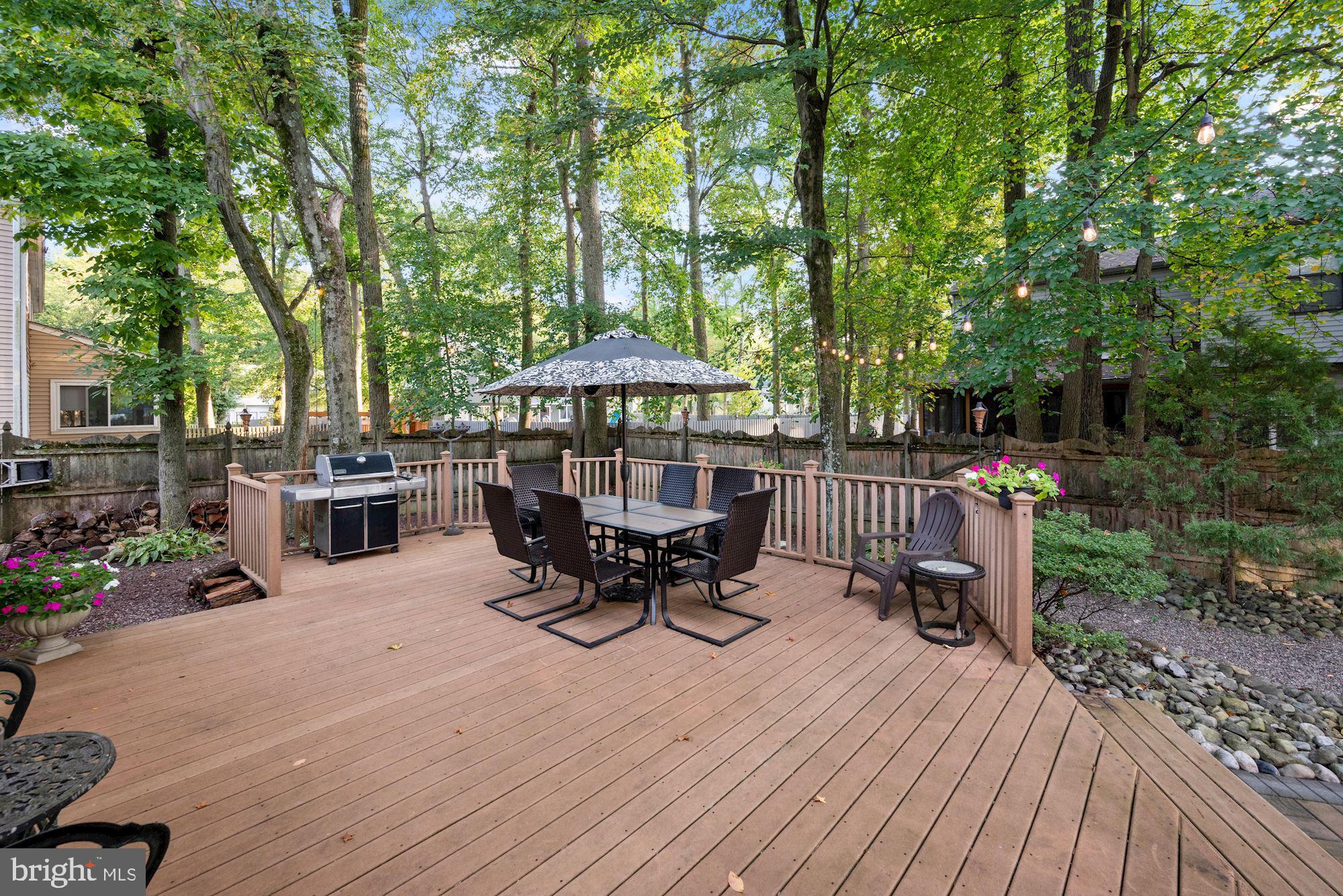 516 Park Road Cherry Hill, NJ 08034 - Photo 27 of 46 Deck off kitchen
