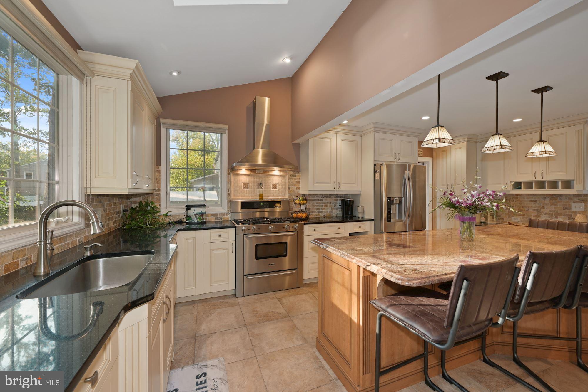 516 Park Road Cherry Hill, NJ 08034 - Photo 34 of 46 Granite counters and SS appliances