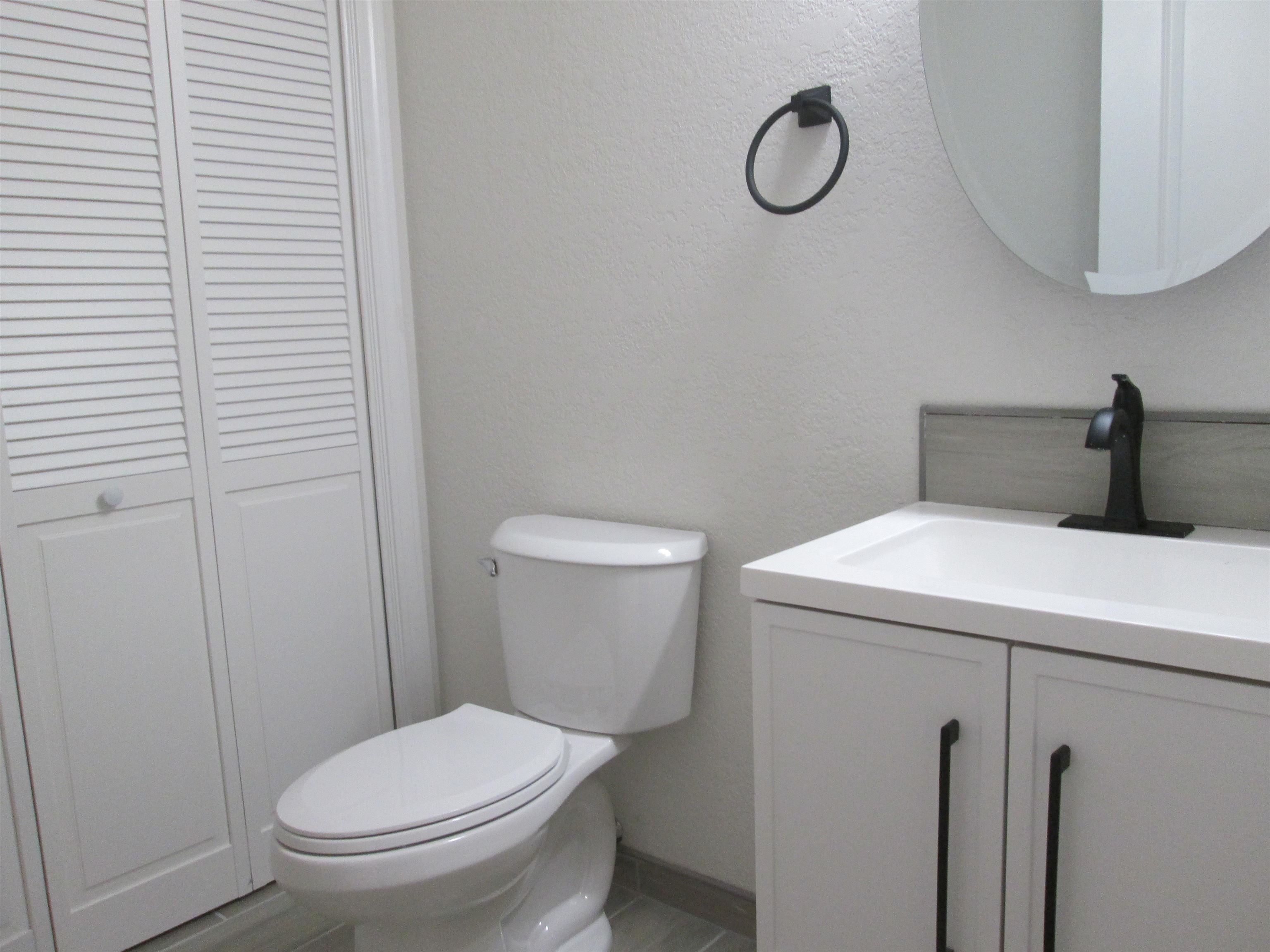 48 Ramsgate Ridge Drive, Unit 251 Nashua, NH 03063 - Photo 7 of 17