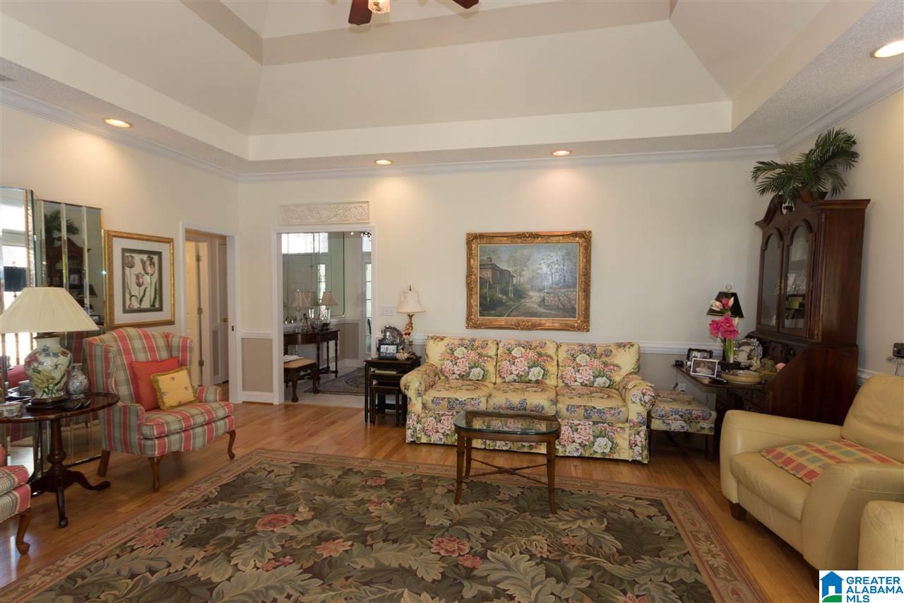 101 Huntington Trace Anniston, AL 36207 - Photo 5 of 48