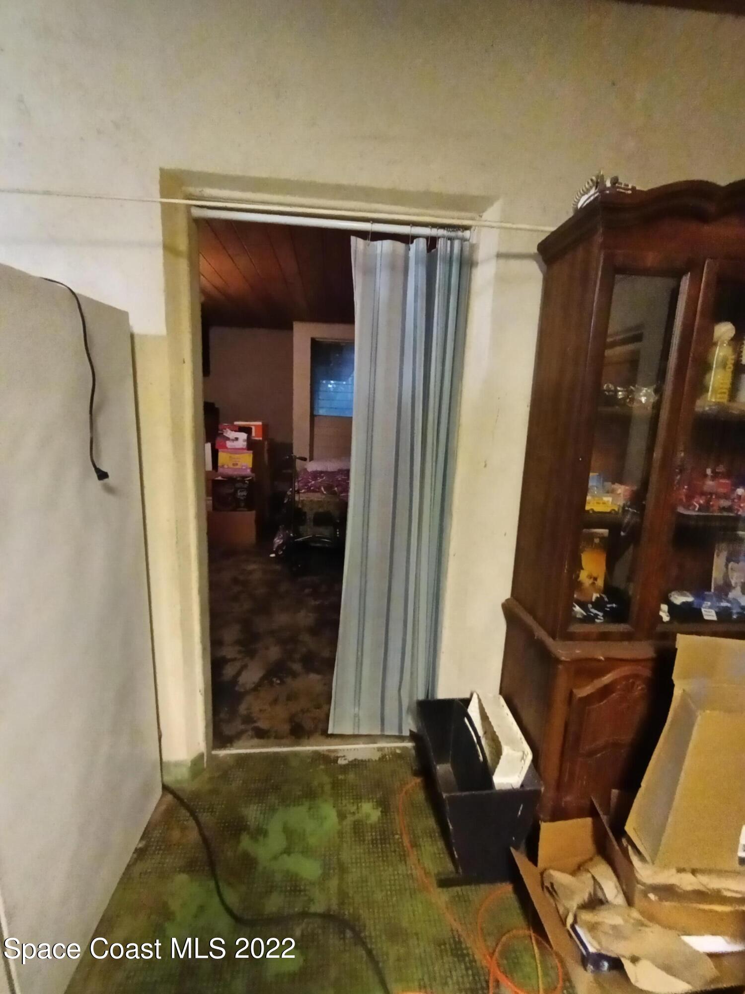 675 Hammock Road Melbourne, FL 32904 - Photo 12 of 16 20221007_190656