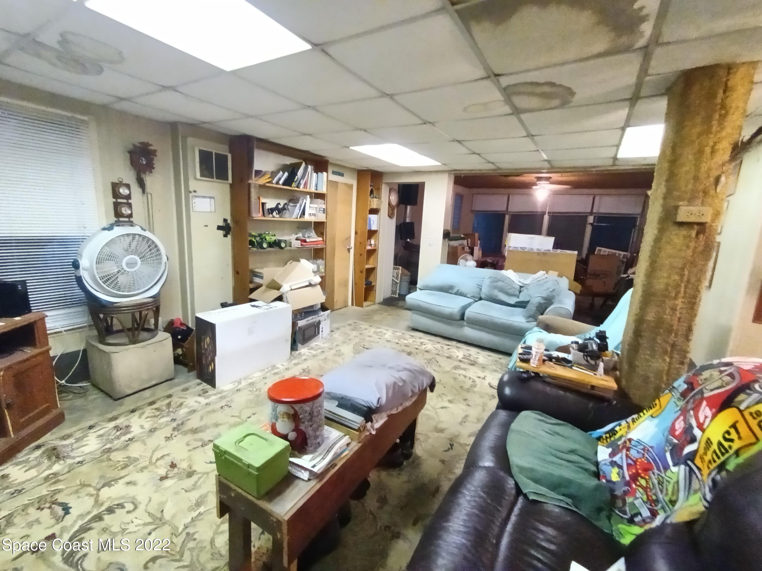 675 Hammock Road Melbourne, FL 32904 - Photo 3 of 16 20221007_190753