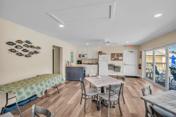 $299,000 | 9409 South Ocean Drive, Unit 31, Jensen Beach, FL 34957