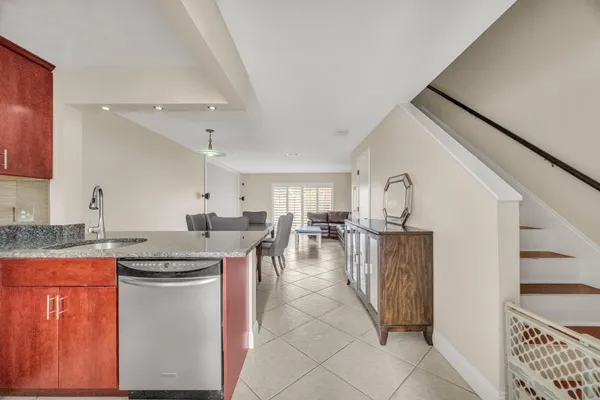 $299,000 | 9409 South Ocean Drive, Unit 31, Jensen Beach, FL 34957