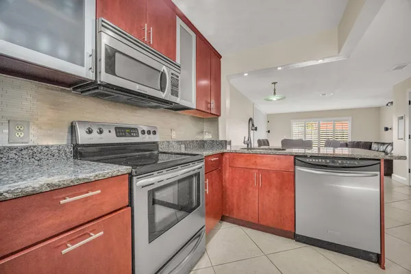$299,000 | 9409 South Ocean Drive, Unit 31, Jensen Beach, FL 34957