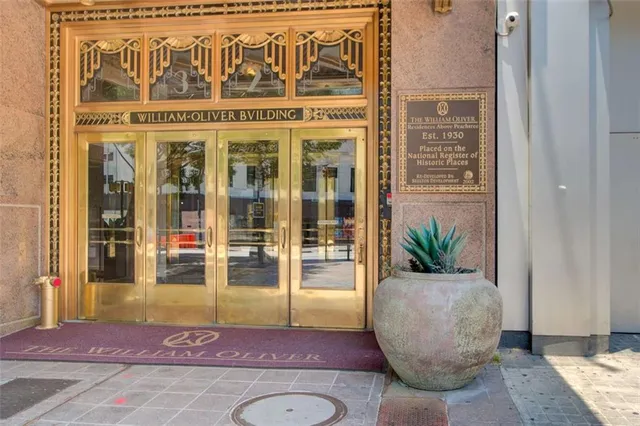 $132,000 | 32 Peachtree Street Northwest, Unit 1102, Atlanta, GA 30303