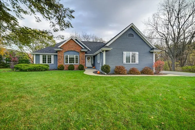 $665,000 | 1958 Hillcrest Drive, Delafield, WI 53018