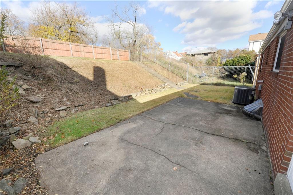 1472 Rydal Street Pittsburgh, PA 15205 - Photo 17 of 20 Gallery Image 17
