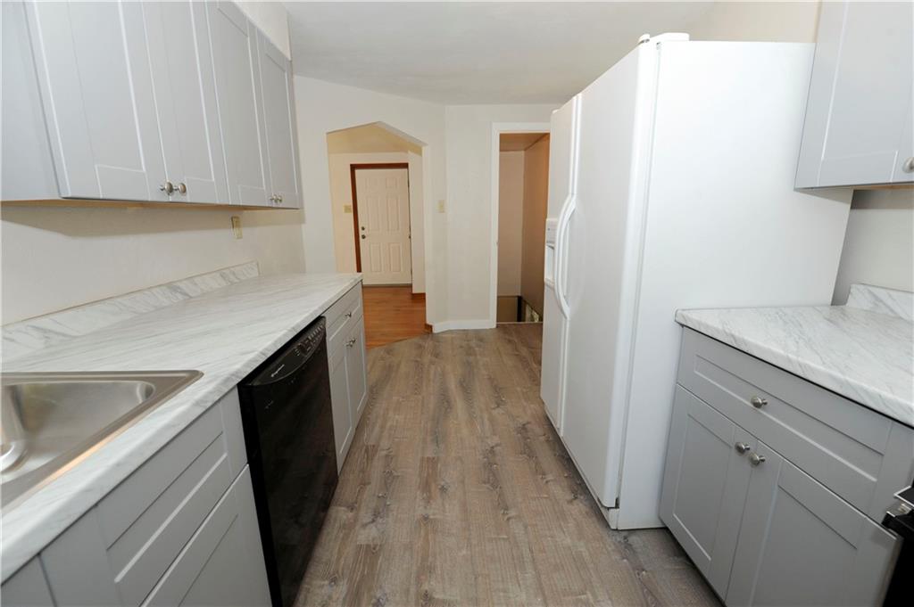1472 Rydal Street Pittsburgh, PA 15205 - Photo 8 of 20 Gallery Image 8