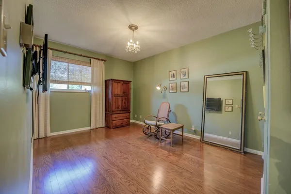 $129,000 | 1960 North Parkway Avenue, Unit 109, Memphis, TN 38112