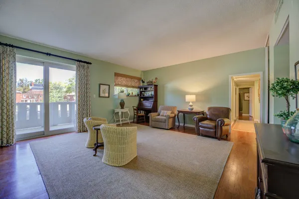 $129,000 | 1960 North Parkway Avenue, Unit 109, Memphis, TN 38112