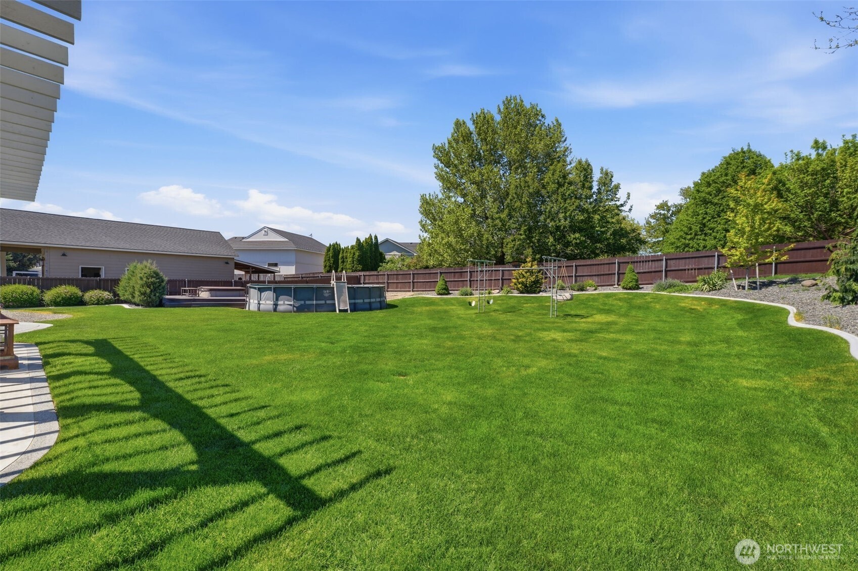99206 East Ridgeview Drive Kennewick, WA 99338 - Photo 29 of 34