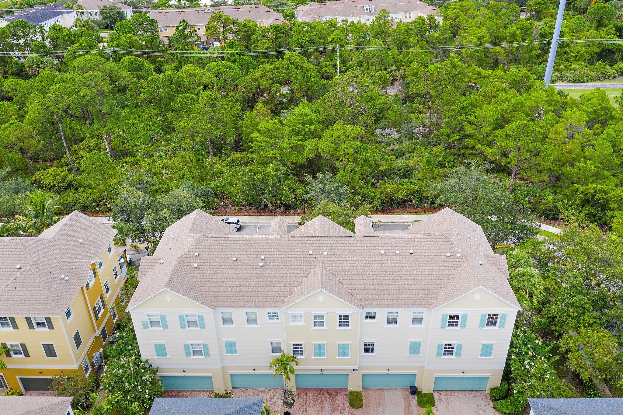 110 Sea Plum Drive, Unit 103 Jupiter, FL 33458 - Photo 27 of 31 an aerial view of a house