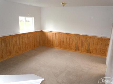4214 Branch Road Flint, MI 48506 - Photo 19 of 23 20131975-18.JPG