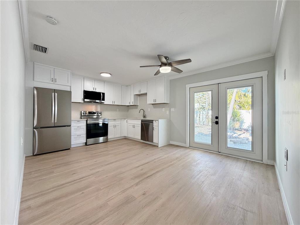 13299 3rd Street East, Unit S Madeira Beach, FL 33708 - Photo 4 of 20