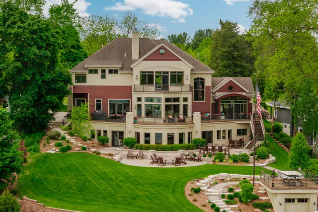 $4,895,000 | N49W35398 East Wisconsin Avenue, Oconomowoc, WI 53066