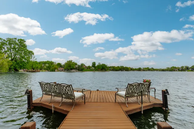 $4,895,000 | N49W35398 East Wisconsin Avenue, Oconomowoc, WI 53066