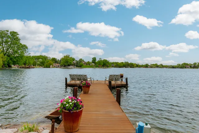 $4,895,000 | N49W35398 East Wisconsin Avenue, Oconomowoc, WI 53066