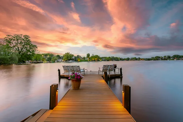 $4,895,000 | N49W35398 East Wisconsin Avenue, Oconomowoc, WI 53066