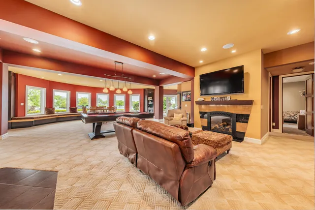 $4,895,000 | N49W35398 East Wisconsin Avenue, Oconomowoc, WI 53066