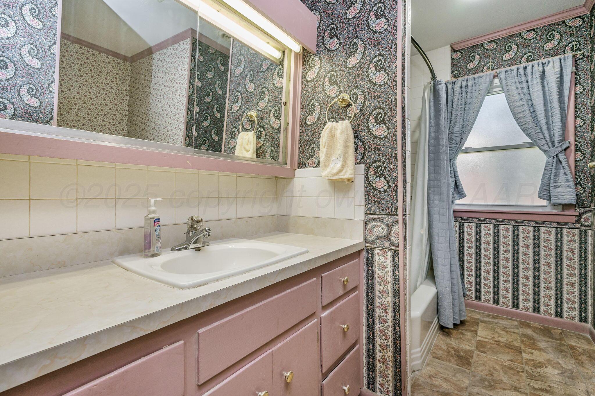 4705 South Rusk Street Amarillo, TX 79110 - Photo 12 of 17 4705 S Rusk 12