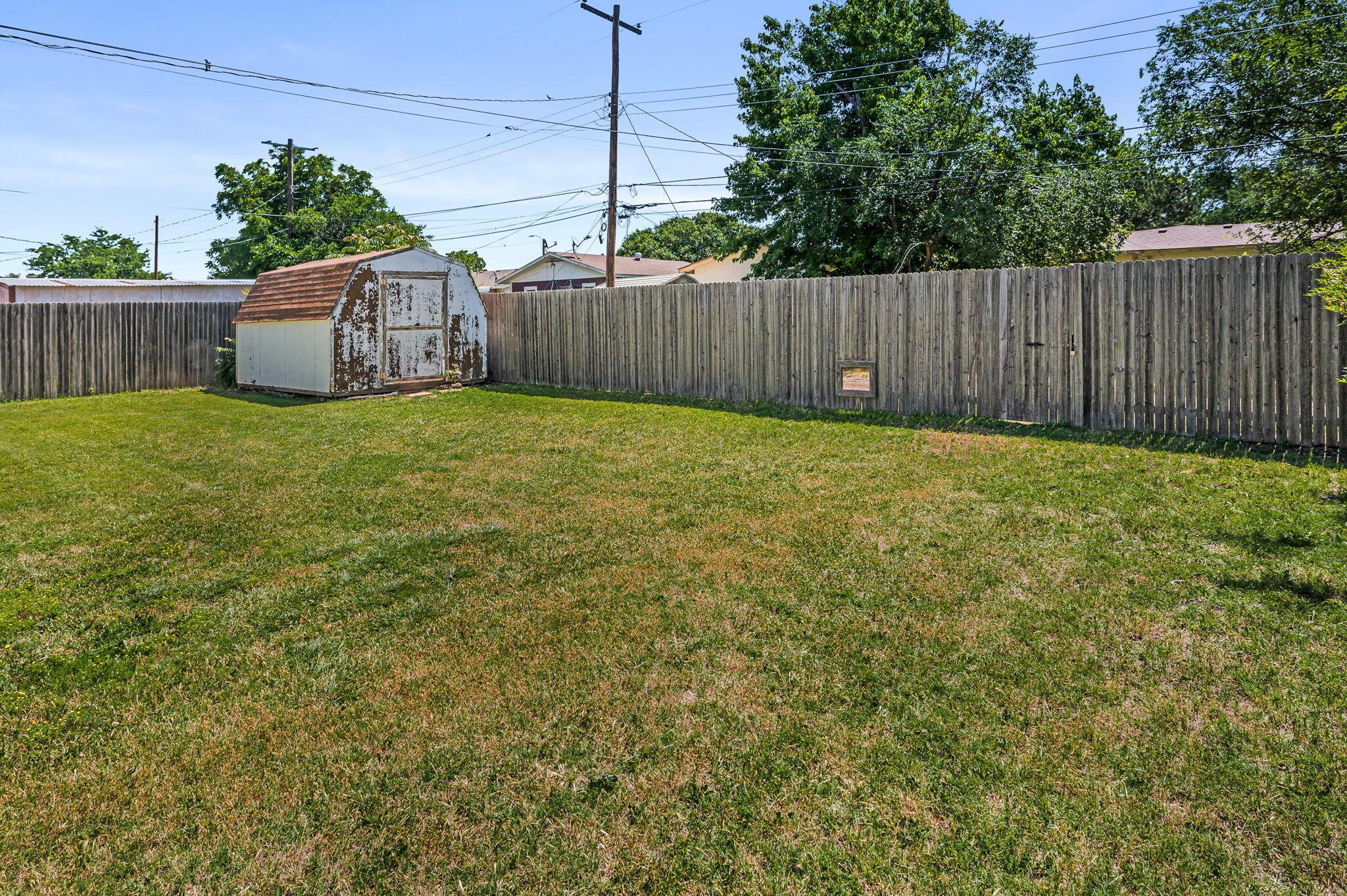 4705 South Rusk Street Amarillo, TX 79110 - Photo 3 of 17 4705 S Rusk 03