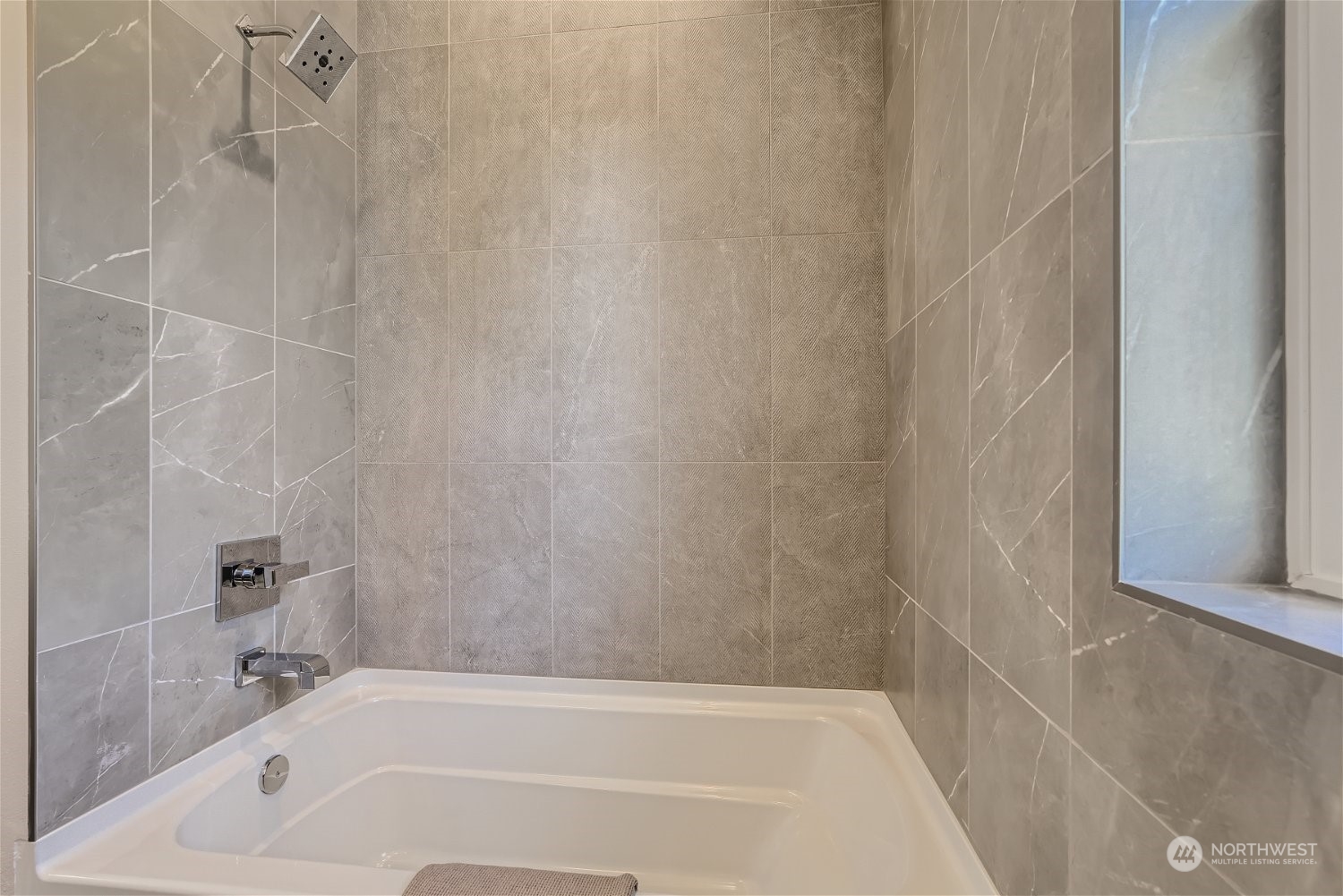 1701 South Walker Street Seattle, WA 98144 - Photo 22 of 26