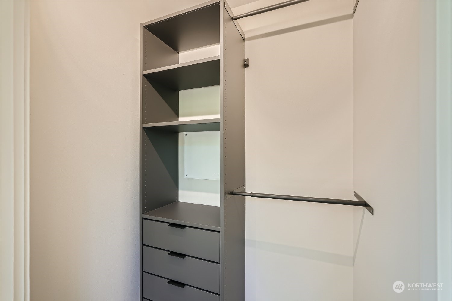 1701 South Walker Street Seattle, WA 98144 - Photo 23 of 26