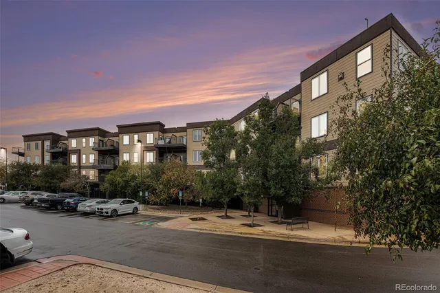 $280,000 | 15475 Andrews Drive, Unit 301, Denver, CO 80239