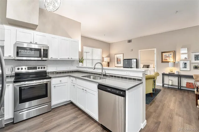 $280,000 | 15475 Andrews Drive, Unit 301, Denver, CO 80239